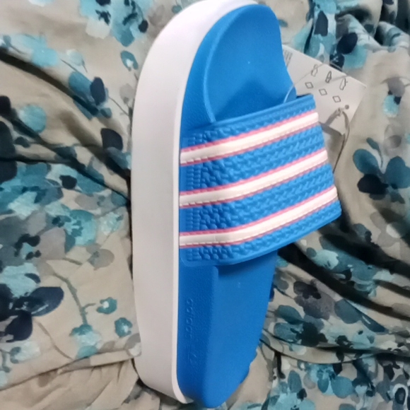 Addidas sandals - Picture 2 of 2